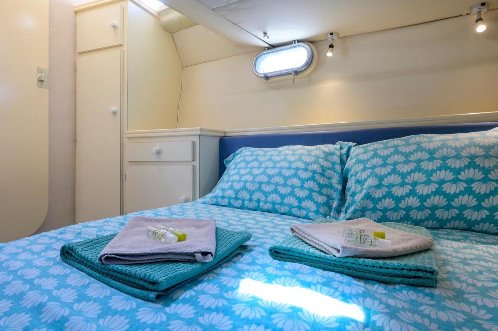 Boat Hotel Barcelona Sant Adria de Besos Rom bilde